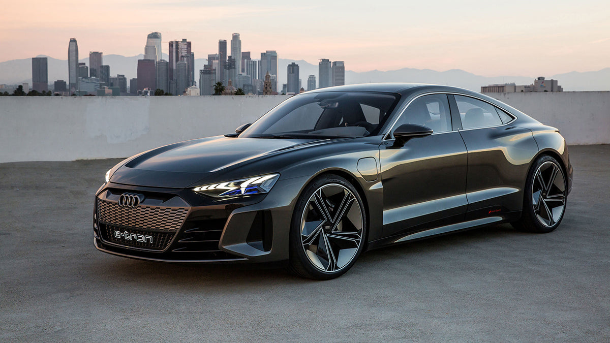 
Audi - pojazdy elektryczne i Plug-In - Jak i czym najlepiej ładować?